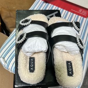 NWOB Women Aq-Furry Faux Fur Slip On Sandals, Black - SIZE 6